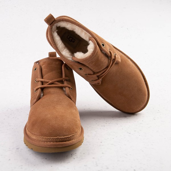 Main view of Chaussure décontractée UGG® Neumel pour hommes – Taupe