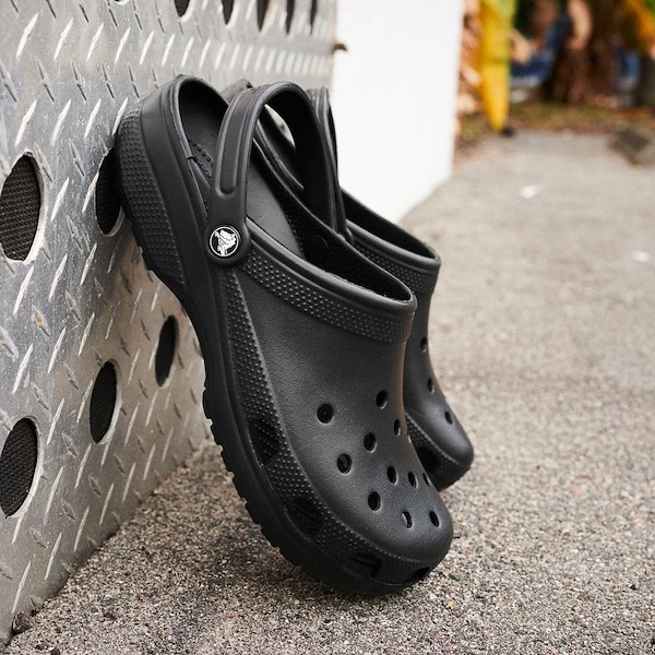 alternate view Sabot classique Crocs  - NoirHERO
