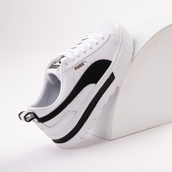 Vue principale de Chaussure athlétique à plateforme PUMA Mayze pour femmes - Blanche / Noire