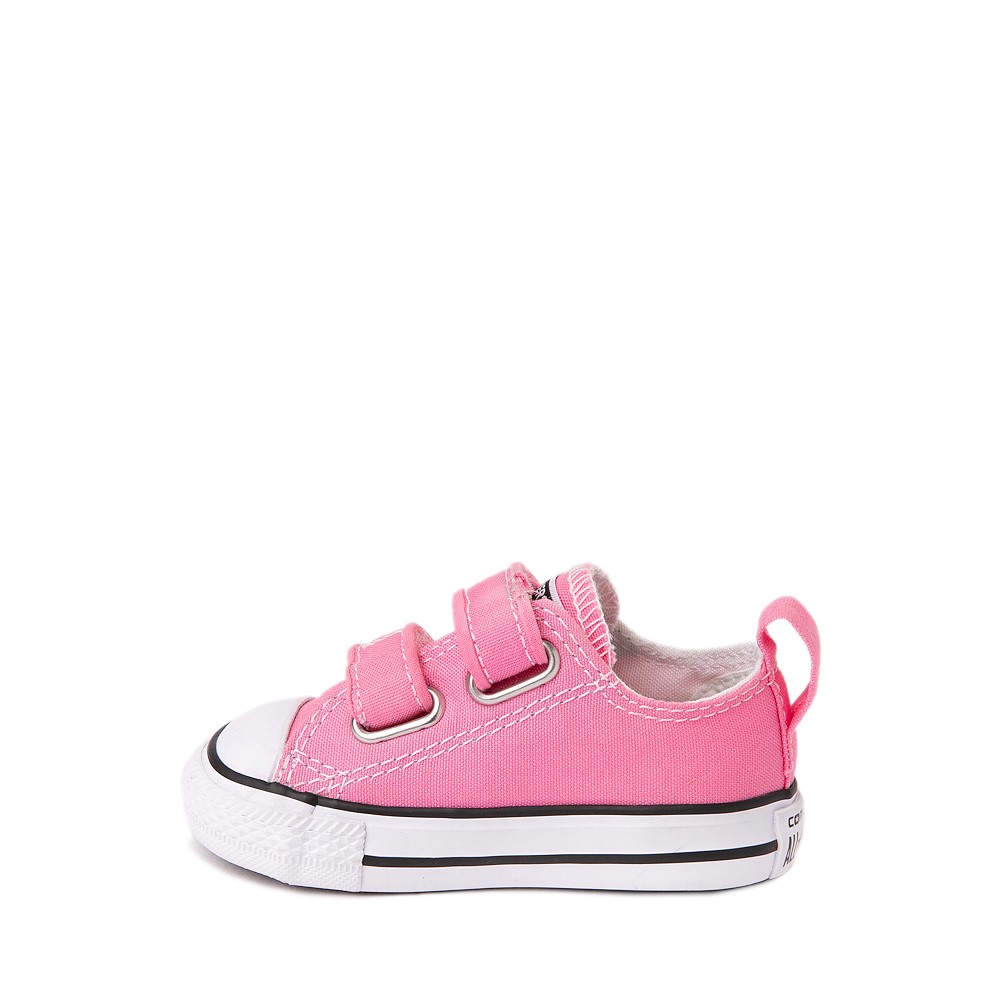 Hot pink hotsell toddler converse