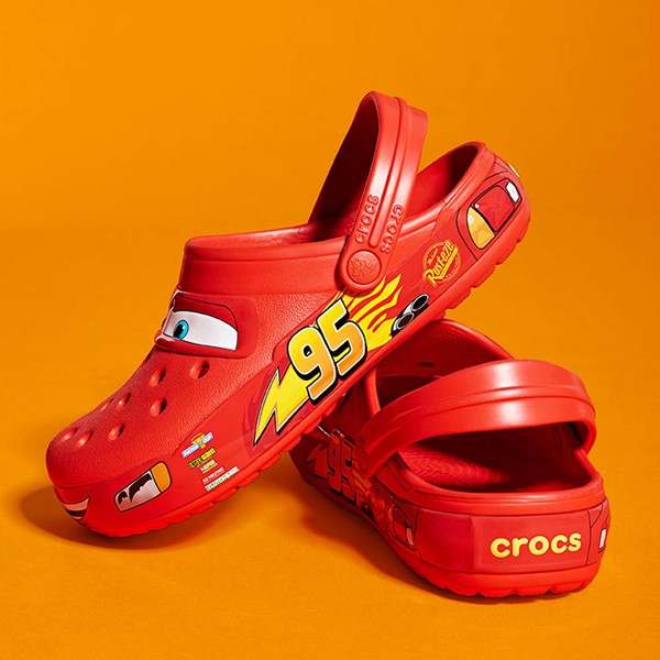 alternate view Disney and Pixar Cars Crocs Classic Lightning McQueen Clog - RedTHERO