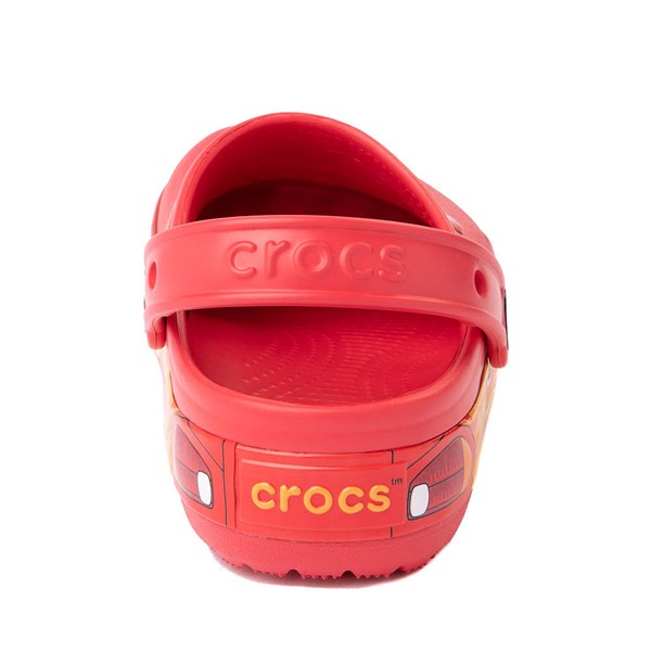alternate view Disney and Pixar Cars Crocs Classic Lightning McQueen Clog - Little Kid - RedALT4