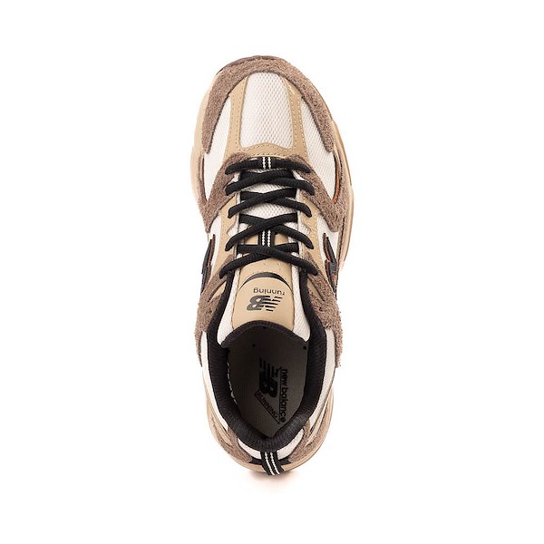 alternate view New Balance 530 Athletic Shoe - Dark Mushroom / Incense / LinenALT2