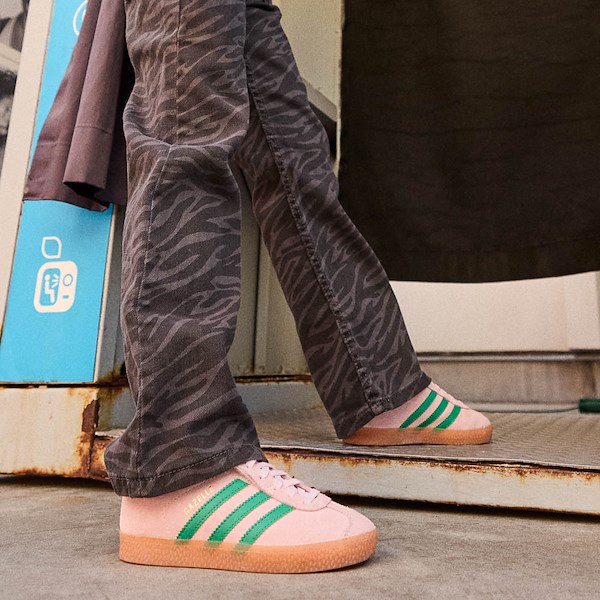 adidas Gazelle Athletic Shoe - Little Kid Clear Pink / Court Green Bliss