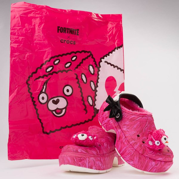 alternate view Fortnite x Crocs Cuddle Team Leader Stomp Platform Clog - PinkALT1D