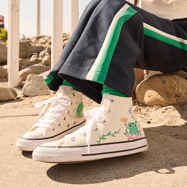 alternate view Converse Chuck Taylor All Star Hi Frog Garden Sneaker - Little Kid - EgretALT1C