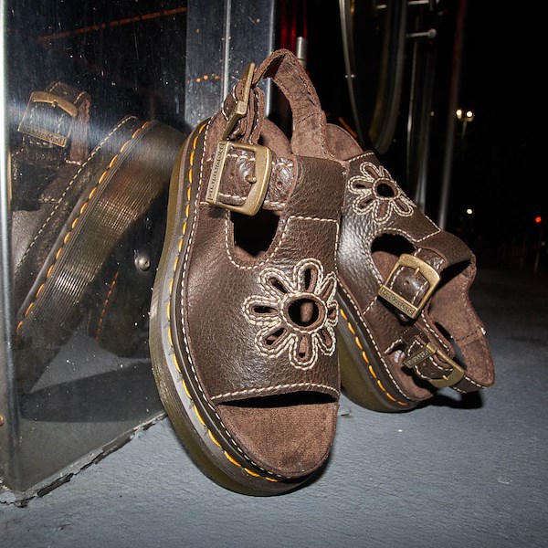 Womens Dr. Martens Dunnet Flower Sandal - Kelp Brown