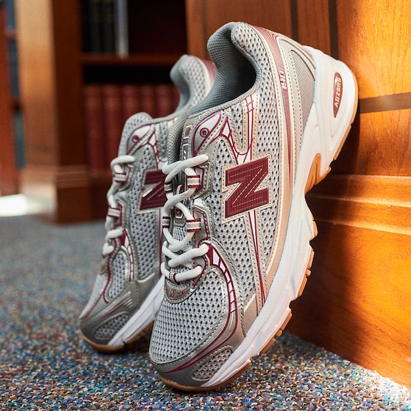 New Balance 740 Athletic Shoe - Monarch Burgundy / Slate Grey