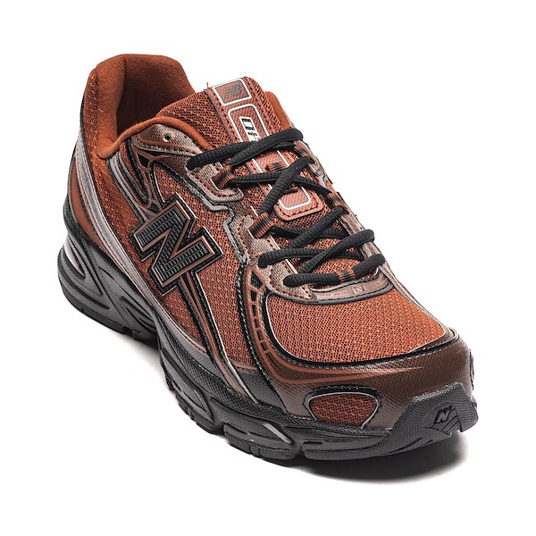 New Balance 740 Athletic Shoe